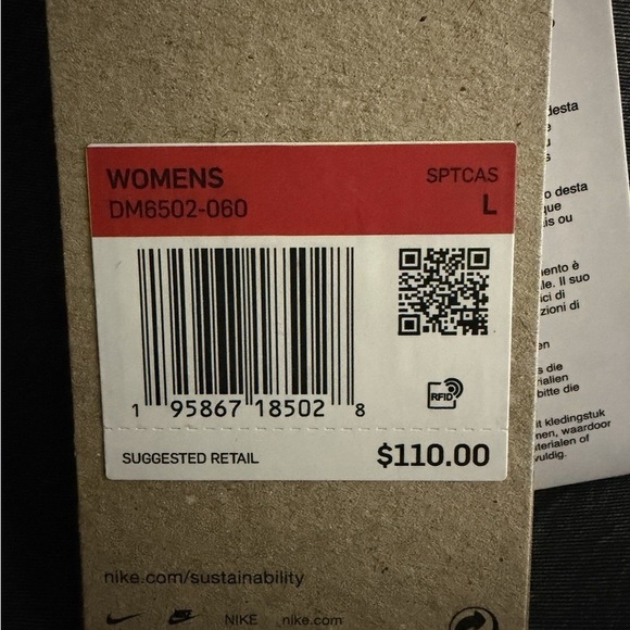 NET Nike Tech Pack Woven Apron Dress Women’s Size Large DM6502-060 - Picture 9 of 9